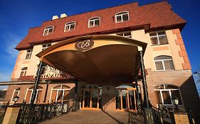 Victoria Готель